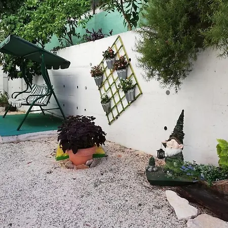 公寓 Barney With Garden&terrace *